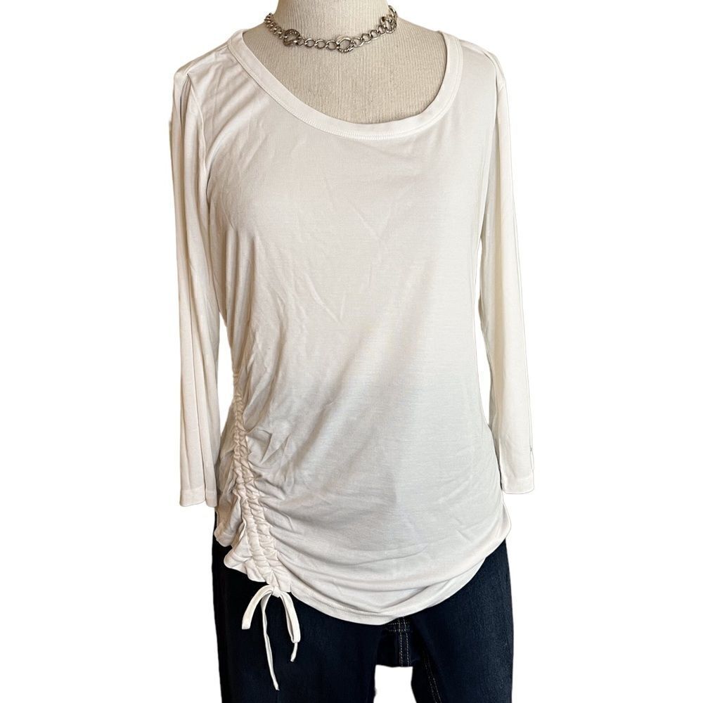 zuba Athletic Performance Wear White top with adjustable roushing. NWOT